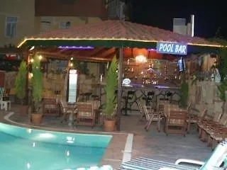 ホテル Elit Garden Apart シダ