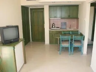 Elit Garden Apart Hotell Side